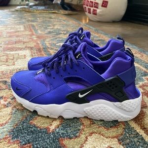 Purple Nike Huaraches